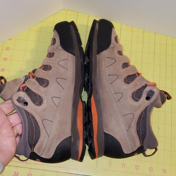 Salomon Leather hiking boots - Picture 6 of 7